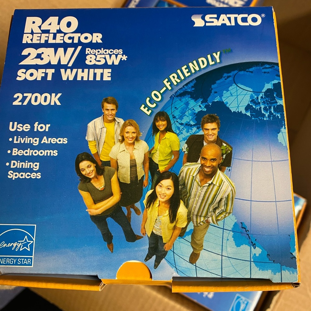 Satco R40 Reflector awesome light - Picture 3 of 4